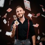 20:00 Finding the Butterfly- Magie mit Alex Hermann